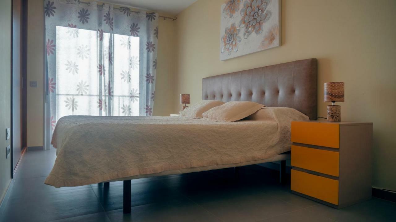 Okeanos Super 2 Bedrooms Lt-P 그라나딜라데아보나 외부 사진